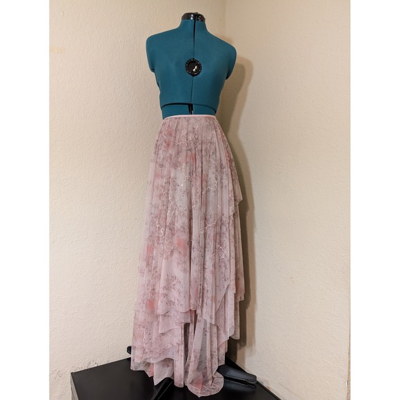 Ralph Lauren Collection Dresses & Skirts - Ralph Lauren Purple Label Kymberly Floral Tulle Beaded Skirt Pink Size 4? READ